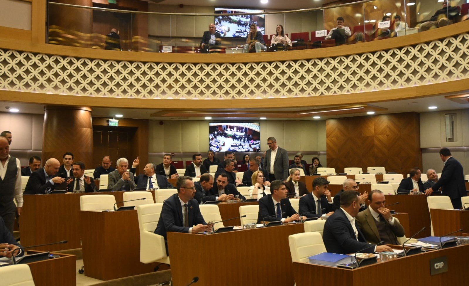 Antalya’da Büyükşehir Meclisi Yeniden Şekillendi (1)Şş