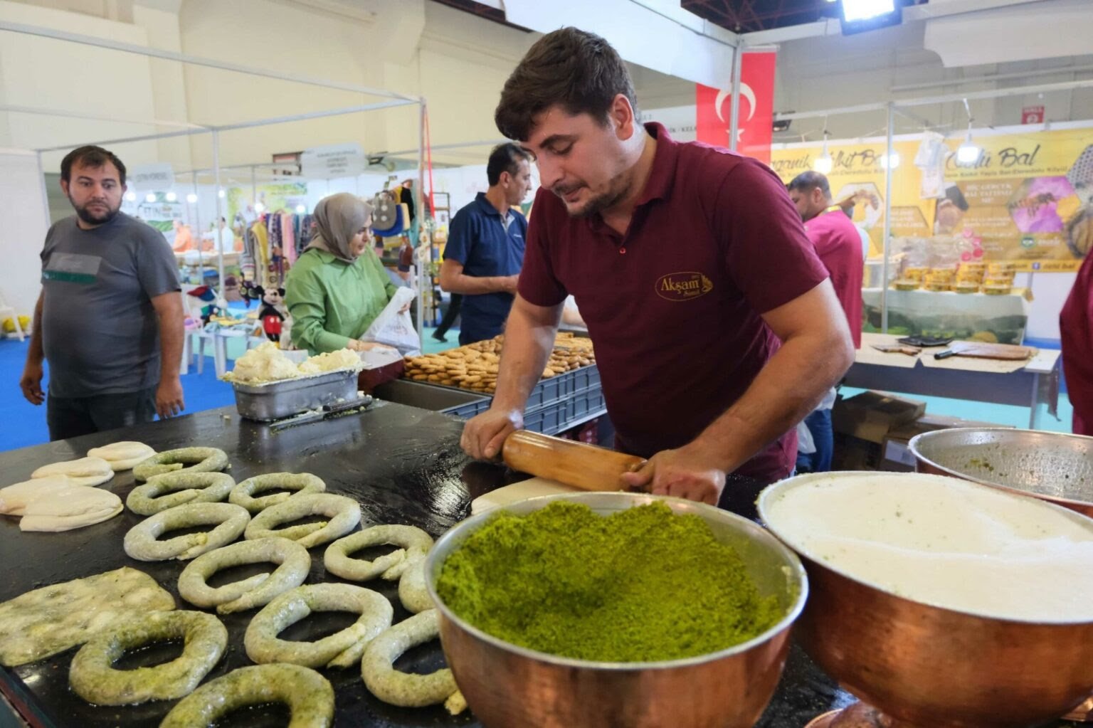 Antalya’da Memleket Hasreti Çekenlere Yörex’e Koşacak (2)