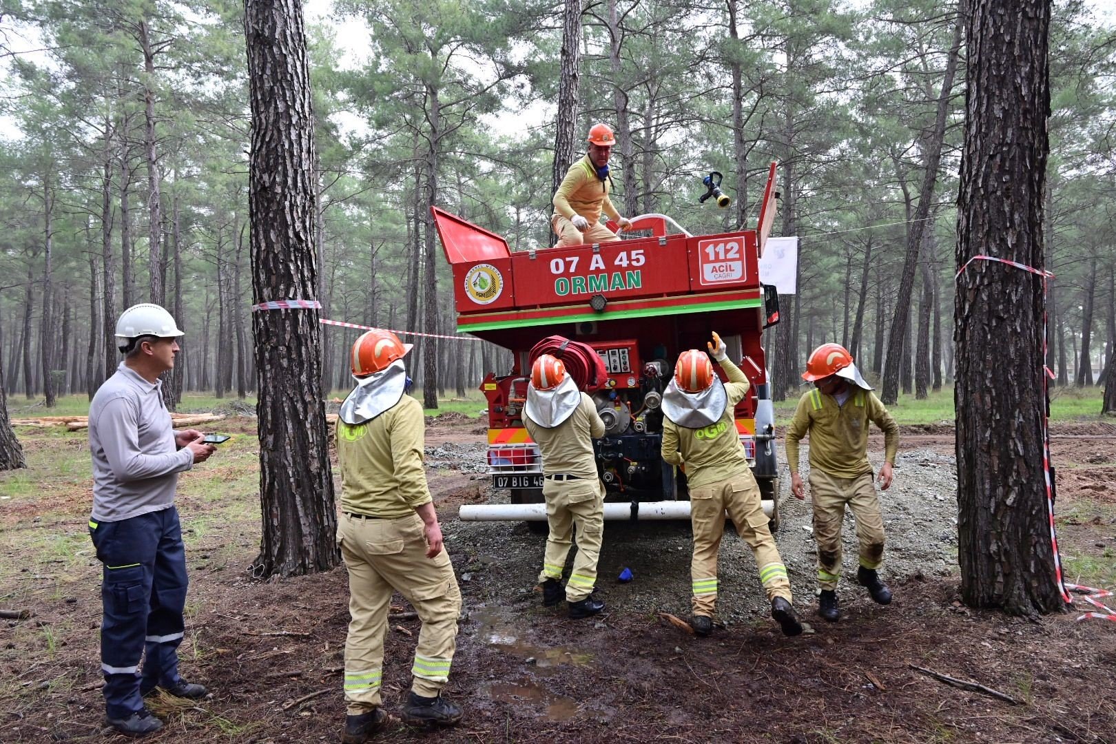 Antalya’da Ormanlar Için Kıyasıya Yarıştı (1)