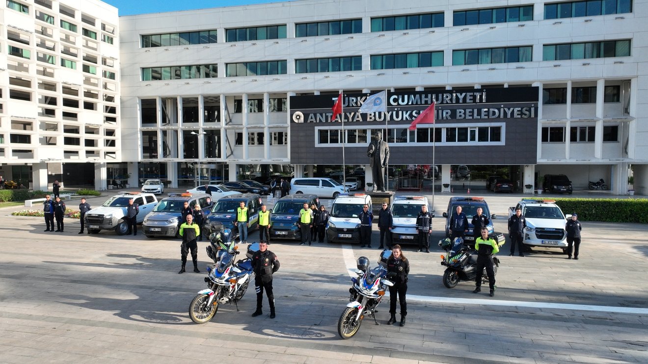 Antalya’da Otobüsler Inceleme Altına Alındı (2)