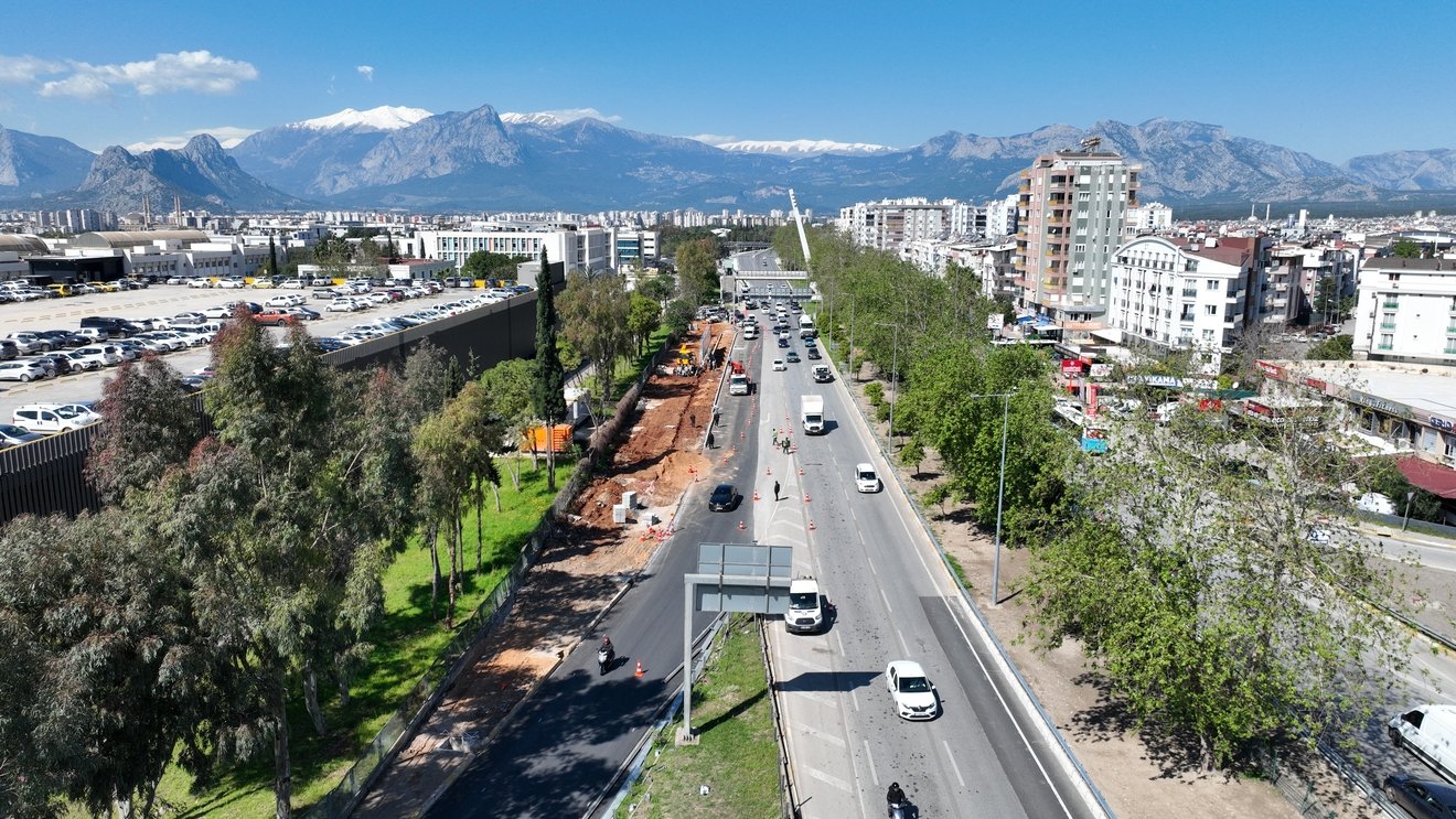 Antalya'da Trafiğe Yol Neşteri! Yeni Bağlantı Yolları Yapıldı (7)