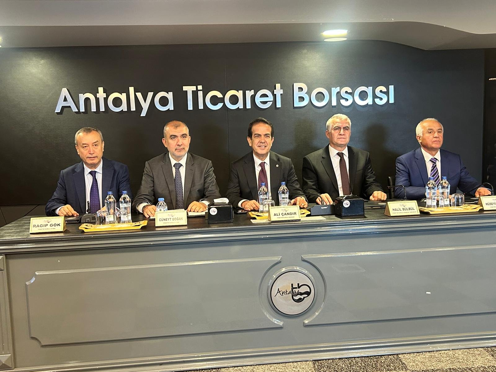 Antalya’da Ürküten Tablo! Tarımsal Üretim Tıkanma Noktasına Geldi (3)