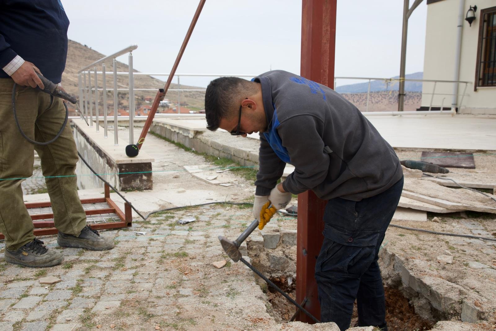 Antalya’daki Krize Korkuteli Belediyesi Neşter Vurdu (1)