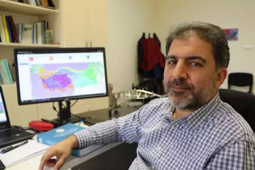 Antalya’dan Kritik Uyarı; “Tonlarca Domates Satıp Bir Telefon Alamayız” (2)