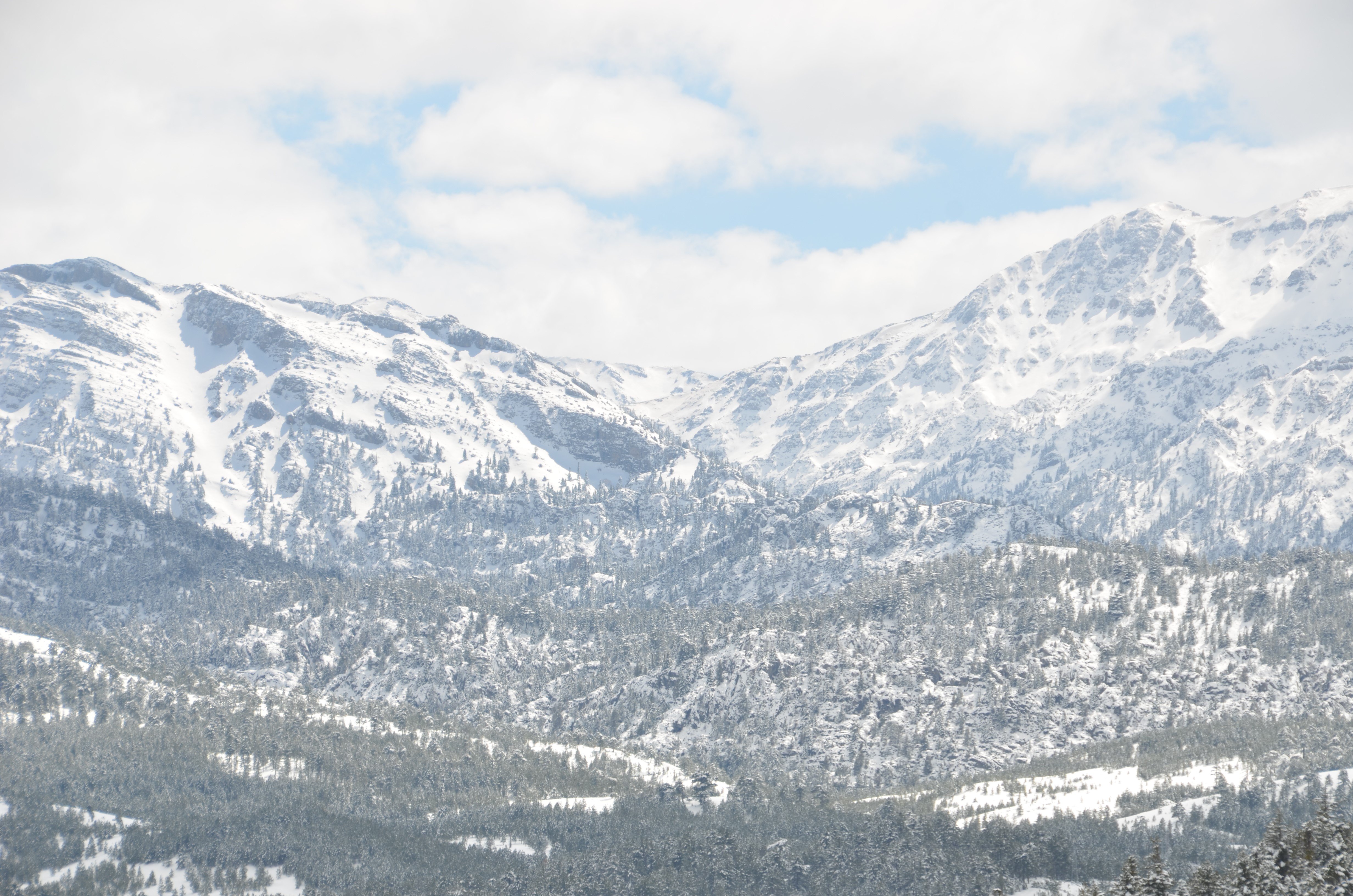 Antalya’ya Nisan Ayında Kar Sürprizi (2)