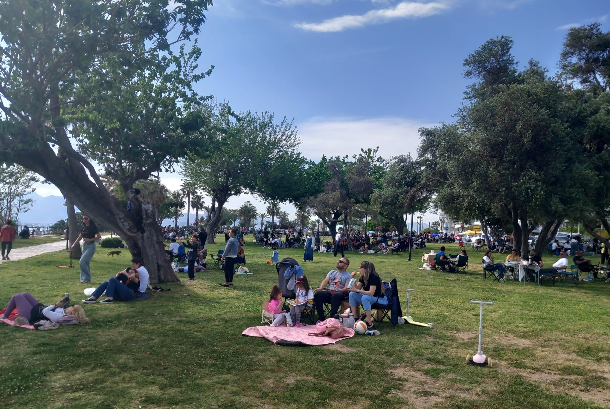 Baharın Gelişi Antalya’yı Sokağa Döktü (4)