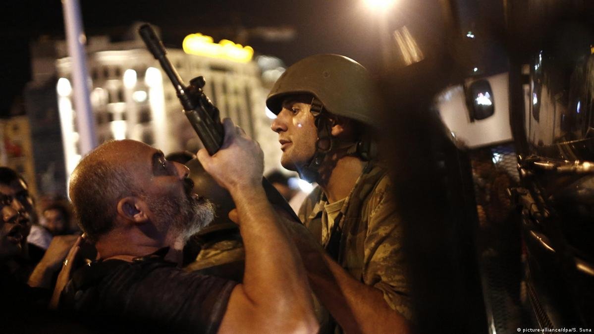 Basın İlan Kurumu Kara Geceyi Manşetlerle Hatırlatacak (3)