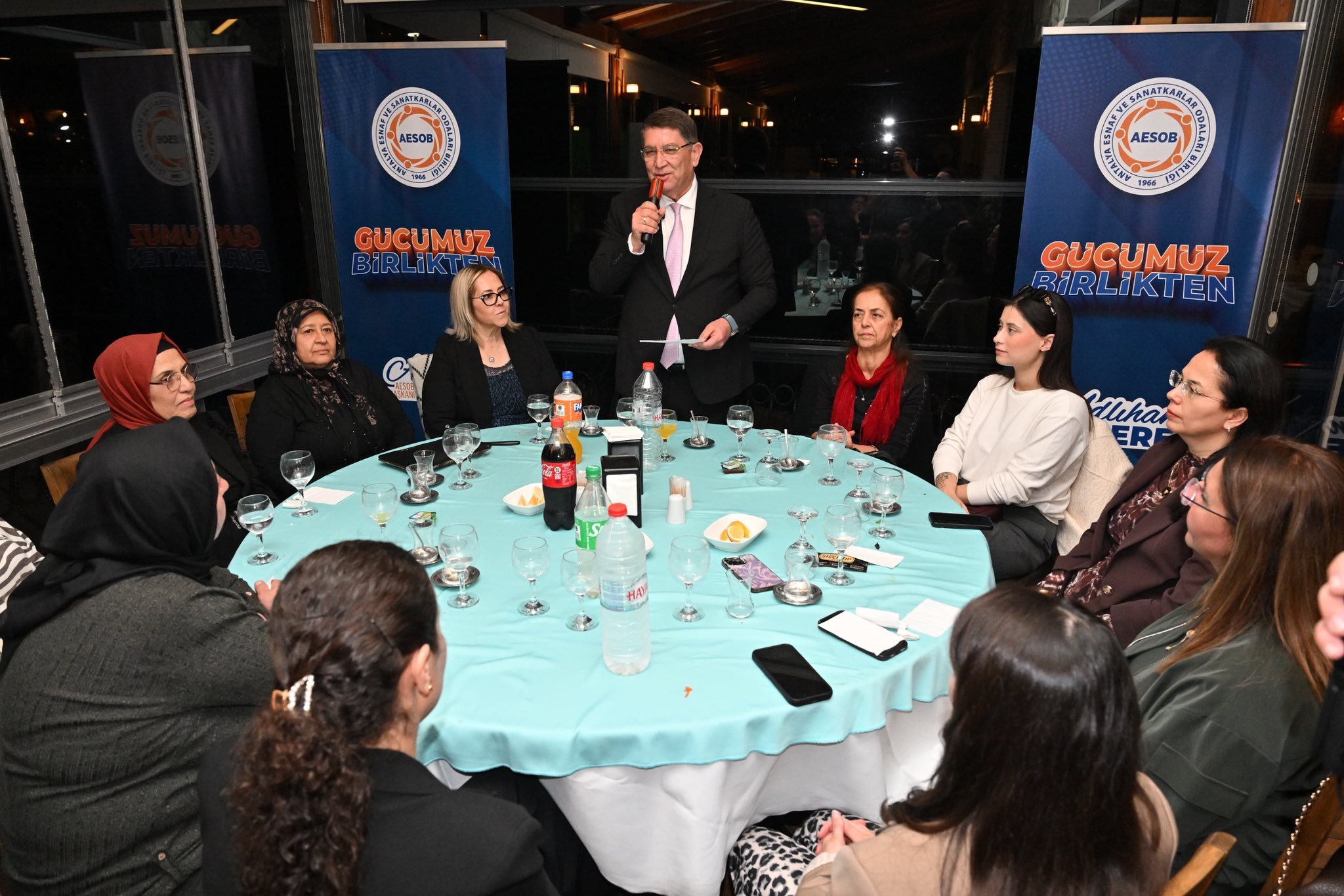 Başkan Öz’den ‘Lale Devri’ Benzetmesi… Antalya Esnaf Ekonomik Kıskaçta Aesob Yönetimi ‘Lale Devri’ Yaşıyor (5)