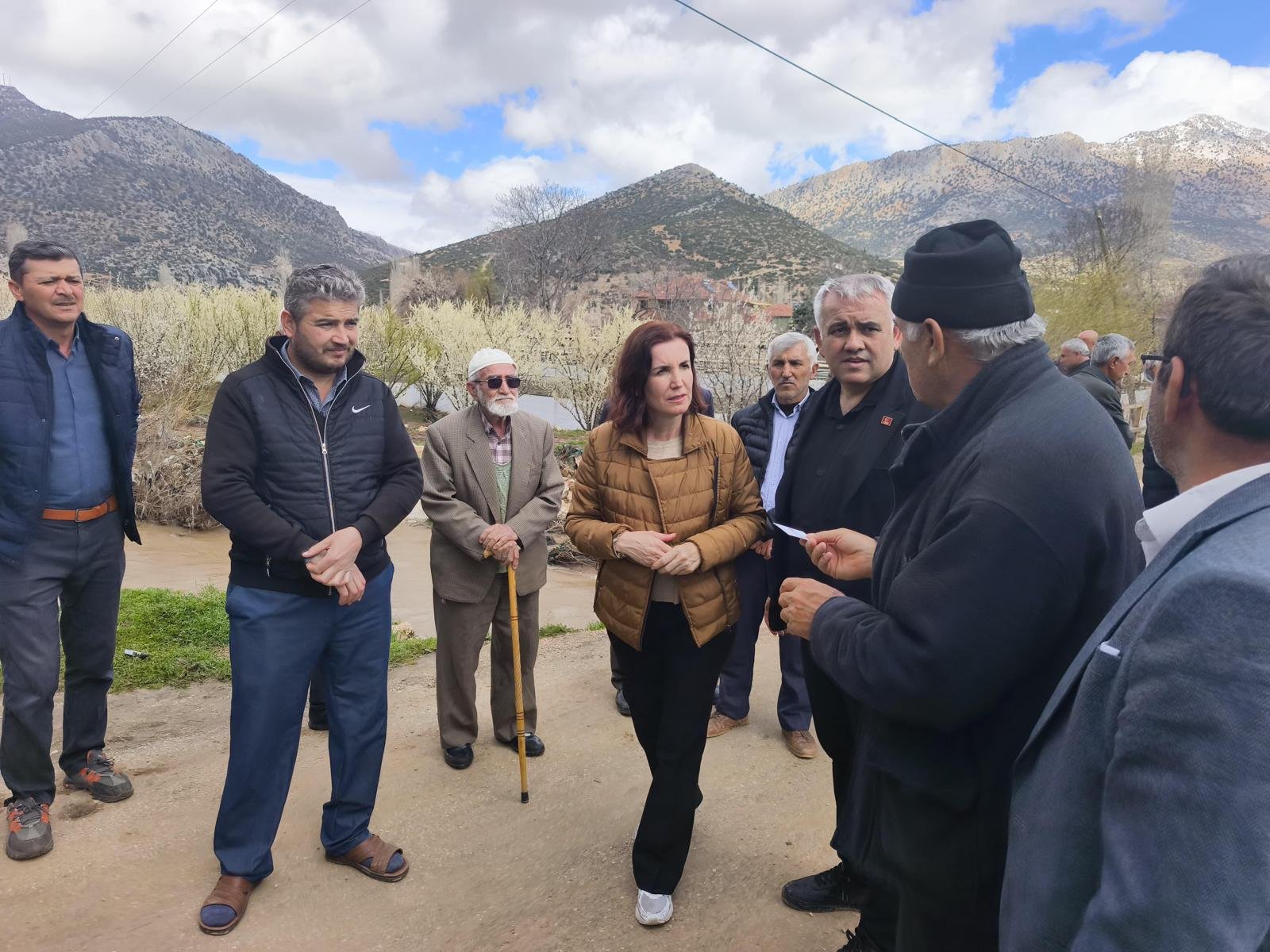 Chp’li Coşar’dan Elmalı Ovası Için Acil Çağrı (3)