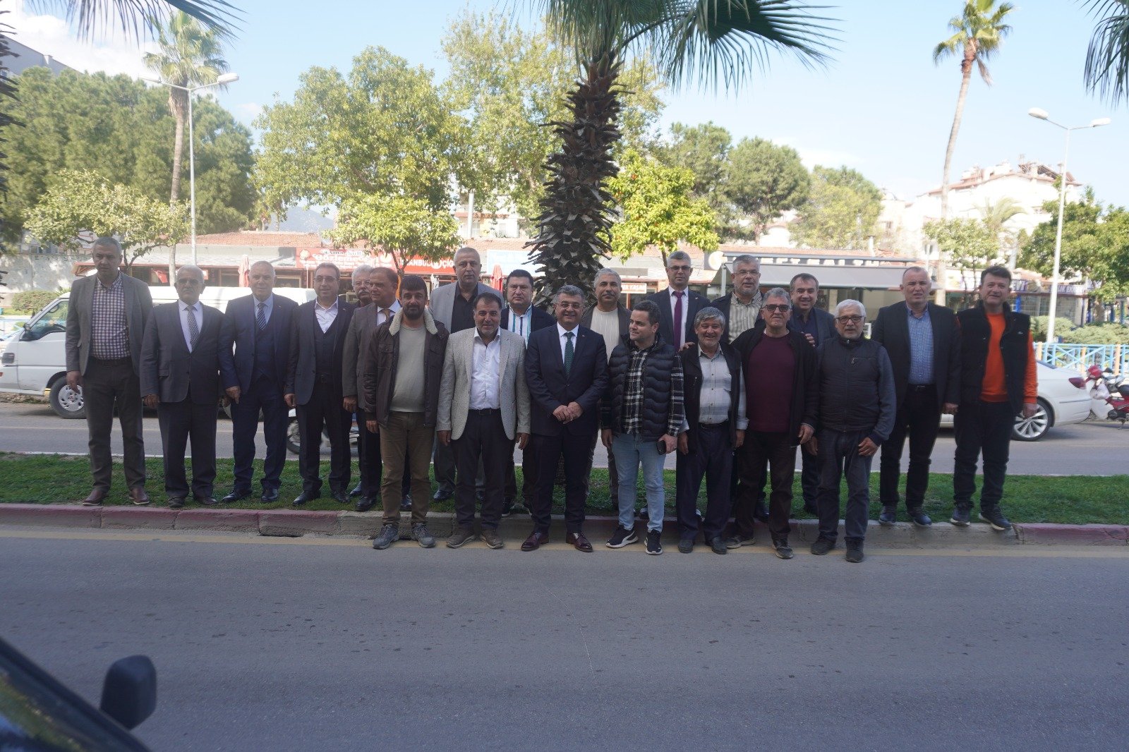 Dere’den Muhalefete ‘Kilitli’ Ceza (2)