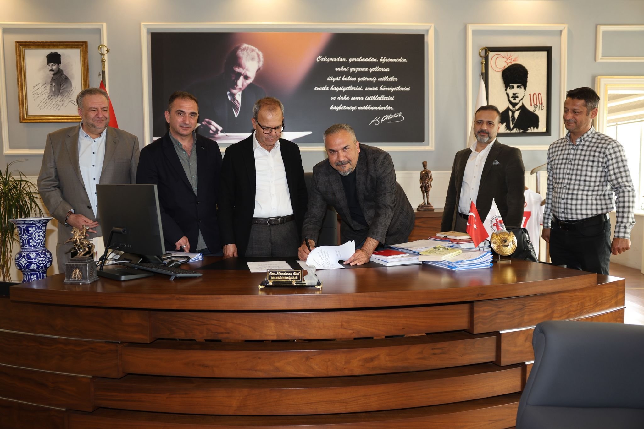 Döşemealtı Belediyesi Beklenilen Sözleşmeyi Imzaladı (3)