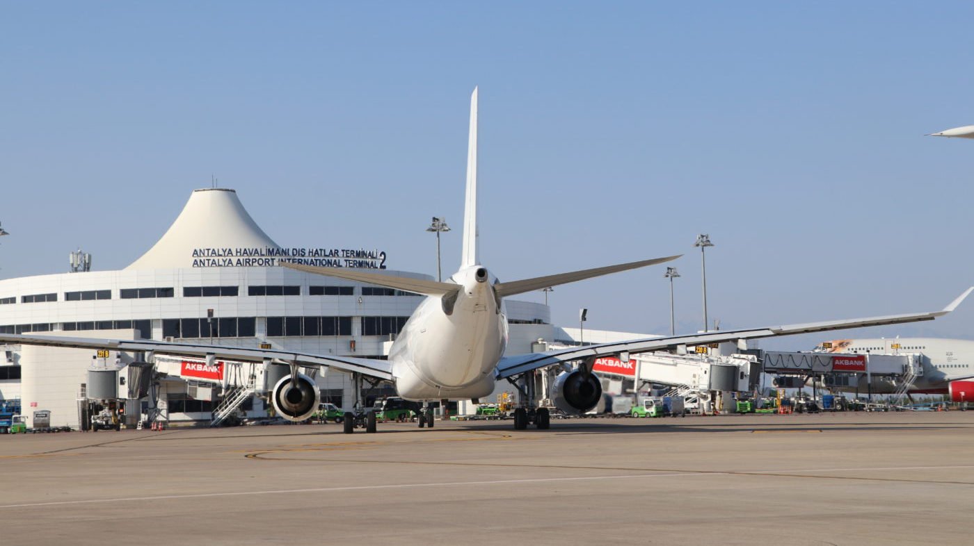 Dünyada Savaş Antalya’da Kontrol Var (2)