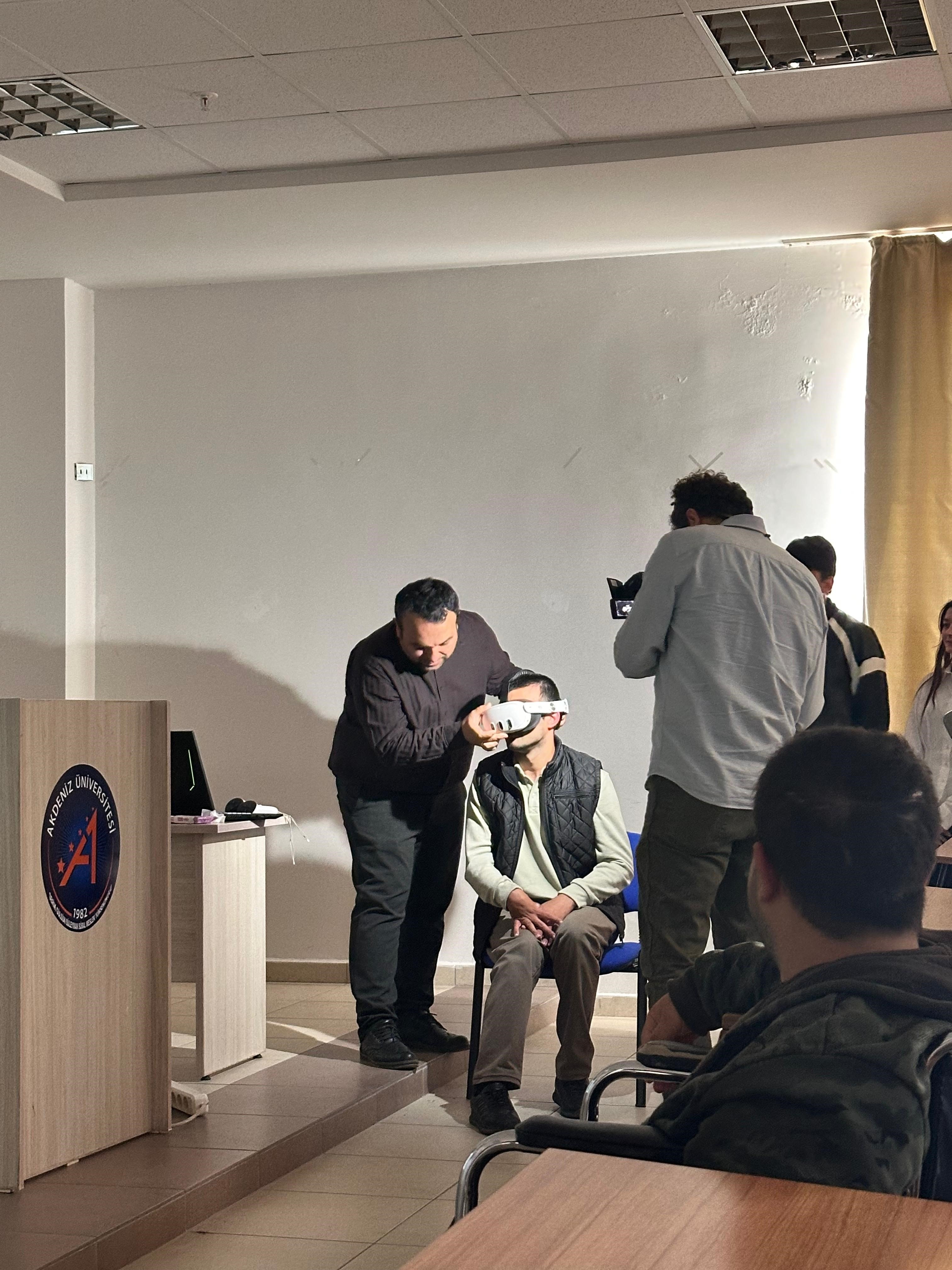 Engelli Bireyler Aspendosu Vr Gozlukler Ile Kesfetti (3)