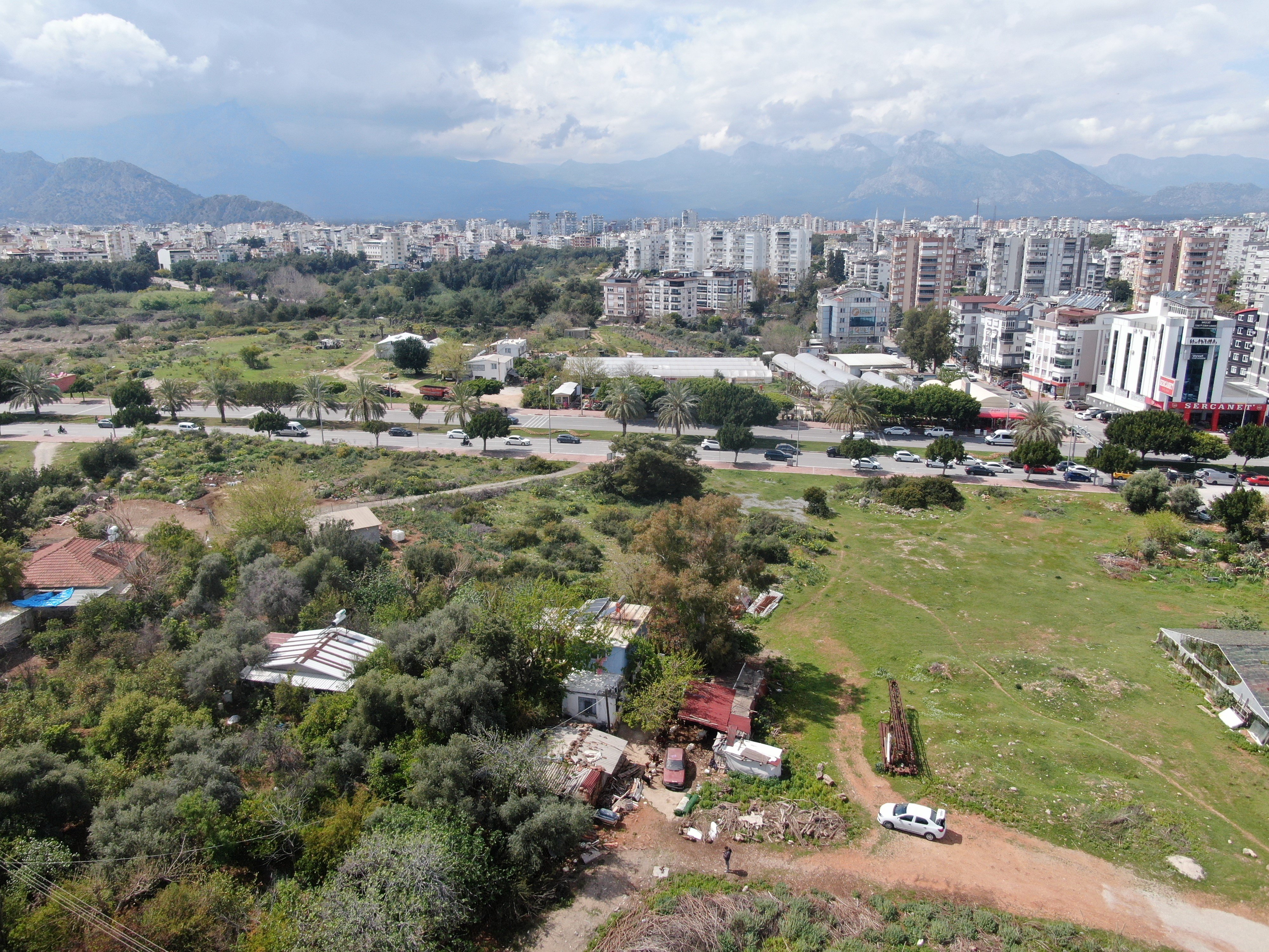Keçileriyle Ömür Geçirdiler, Şikayetle Yıkıldılar (4)