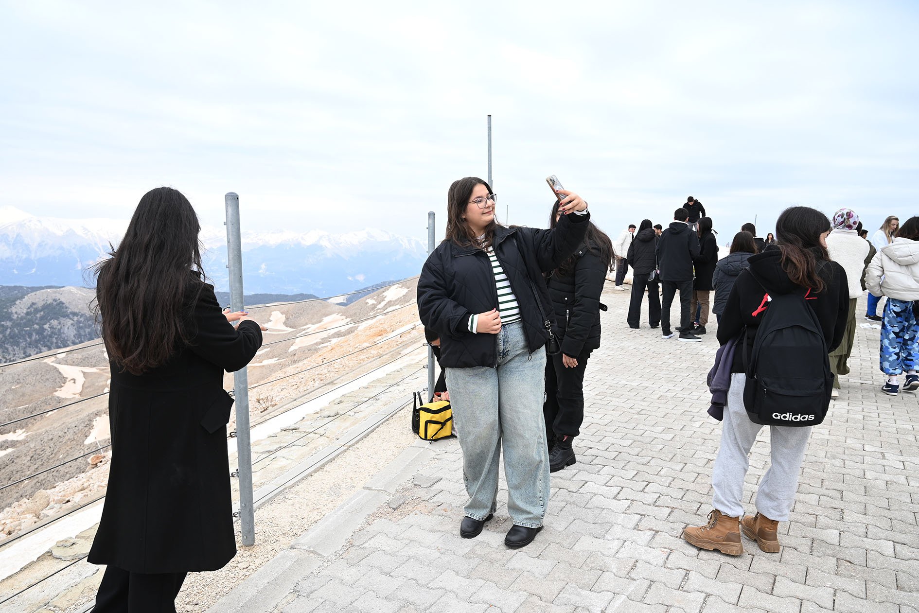 Kemer Belediyesi’nden Sınav Öncesi Öğrencilere Moral Gezisi (5)
