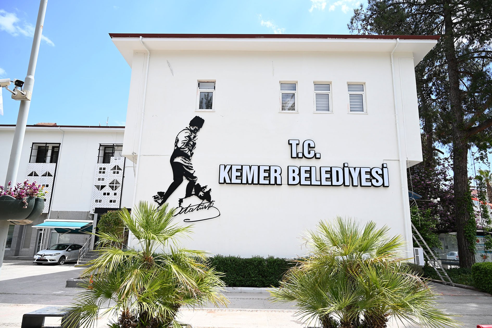 Kemer Belediyesinden Yol Aciklamasi (1)