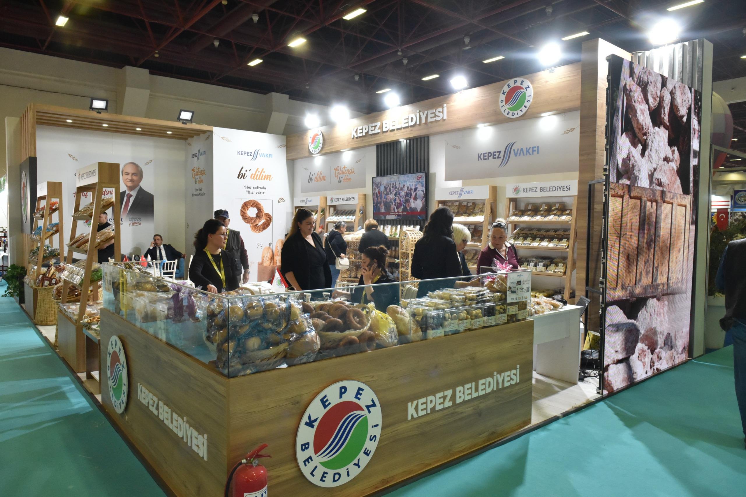 Kepez Belediyesi 60 Ürünle Fark Yarattı Kepez Belediyesi 60 Ürünle Fark Yarattı (2)