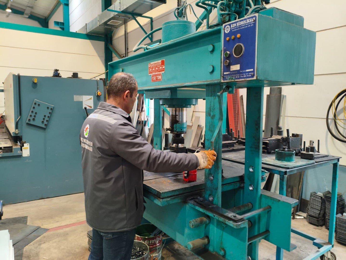 Kepez Belediyesi Bayramdan Önce Hem Üretiyor Hem De Kazanıyor (5)