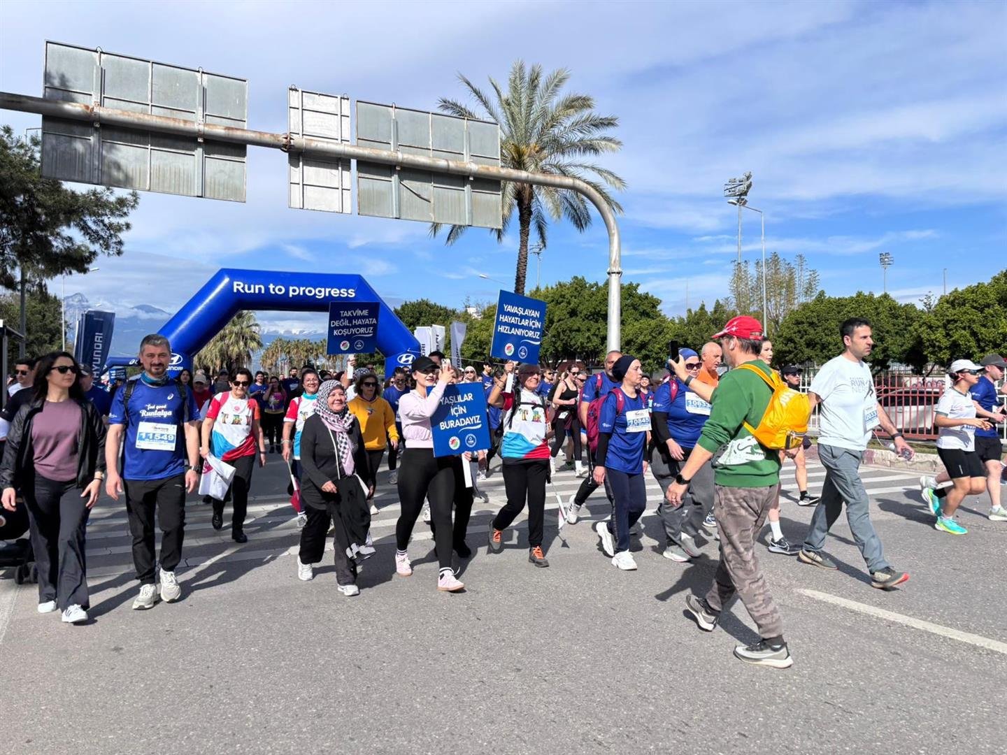 Kepez Belediyesi Yaşlılar Için Koştu (2) (Large)