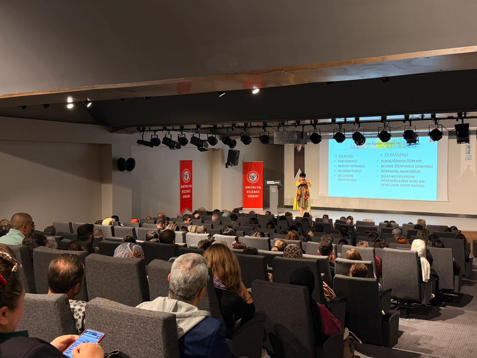 Kepez Belediyesi’nden Otizimli Bireylere Önemli Eğitim (2)-1