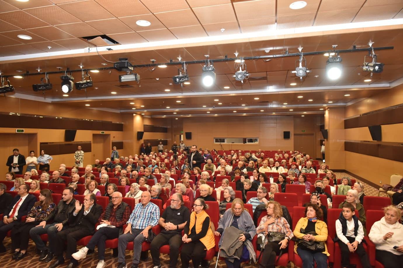 Kepez Kitap Fuarı’nda Prof. Dr. İsmail Tufan Ile “Yaşam Boyu Öğrenme” Konuşuldu (5)