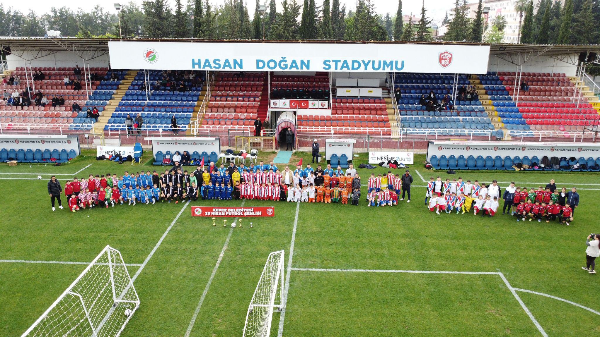 Kepez’de Minik Kramponlar 23 Nisan Için Sahada (3)