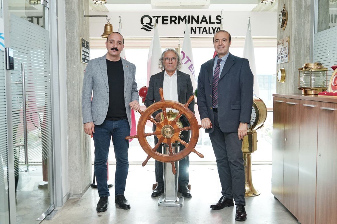 Konyaaltı Belediye Başkanı Cem Kotan Işlemleri Inceledi (1)