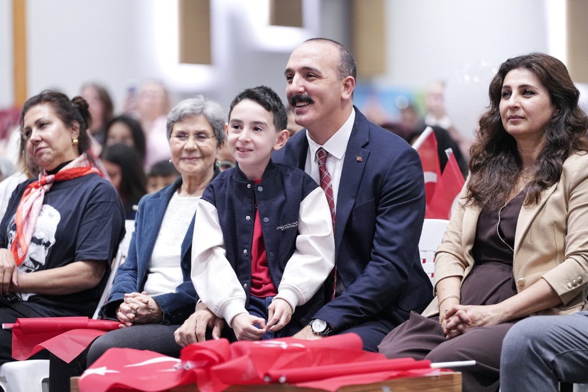 Konyaaltı Belediyesi’nde Coşkulu Kutlama (7)