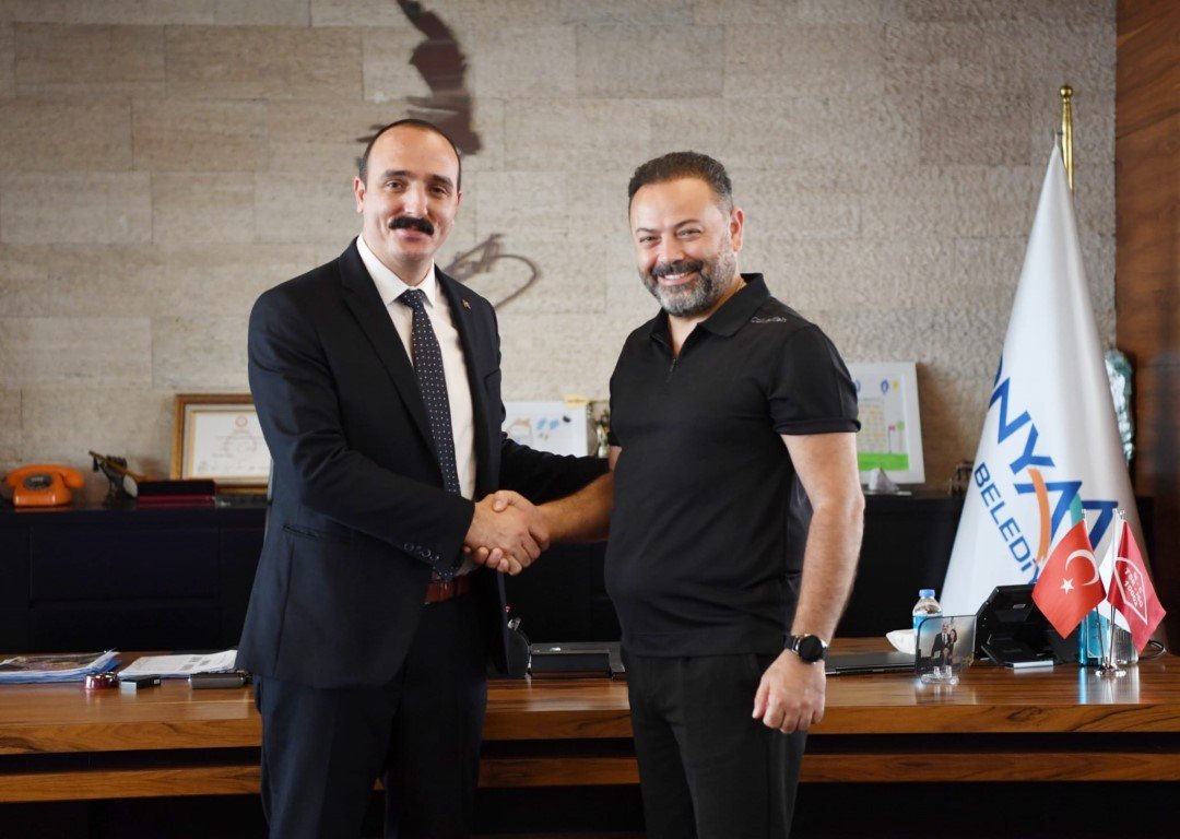 Konyaaltı Türküsü Trt Repertuvarına Girdi (2)