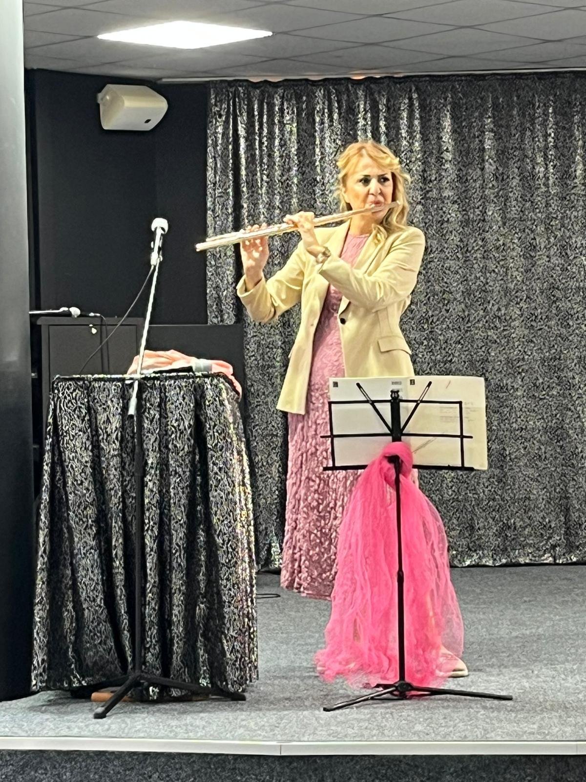 Lelya Bayramogullari Ozel Cocuklara 23 Nisan Konseri Verdi (1)