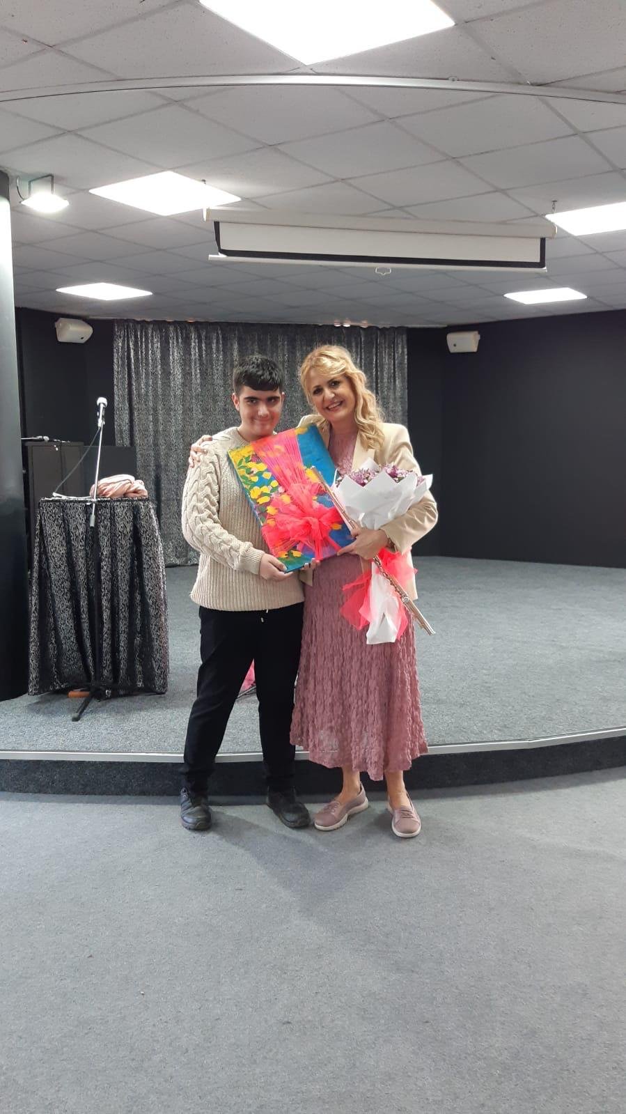 Lelya Bayramogullari Ozel Cocuklara 23 Nisan Konseri Verdi (2)