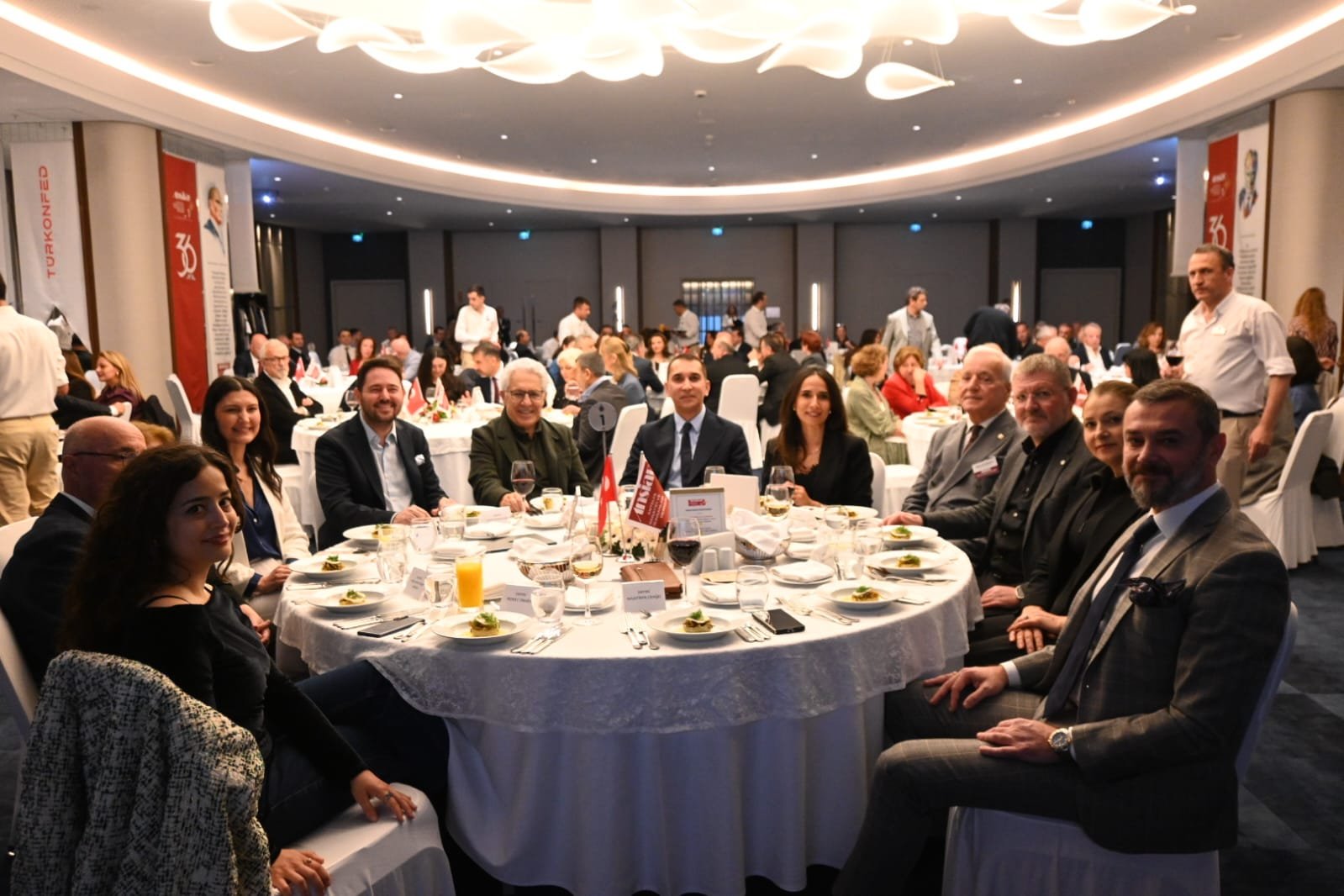 Lutfu Livaneli Cumhuriyetin Temeli Kulturdur (6)