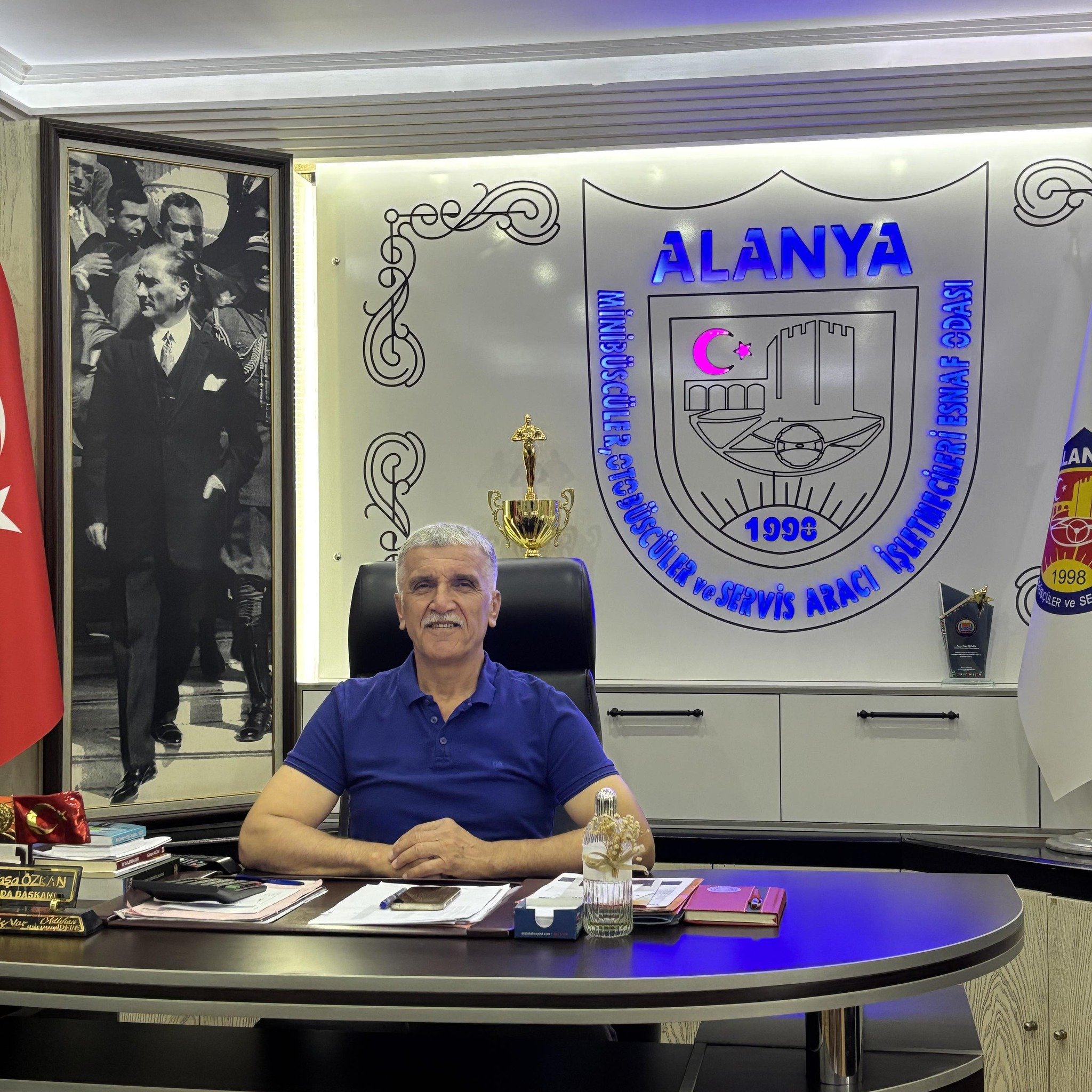 Mehmet Ali Alkana Bir Destek De Alanya Minibusculer Odasindan (2)-1