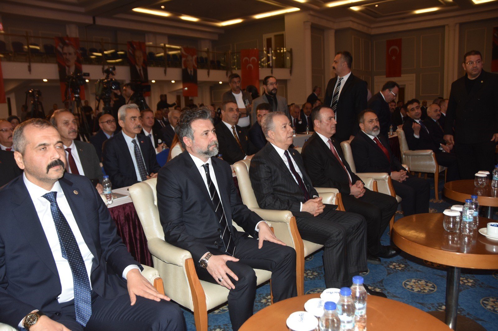 Mhp’nin 226 Belediye Başkanı Manavgat’ta Toplandı (1)