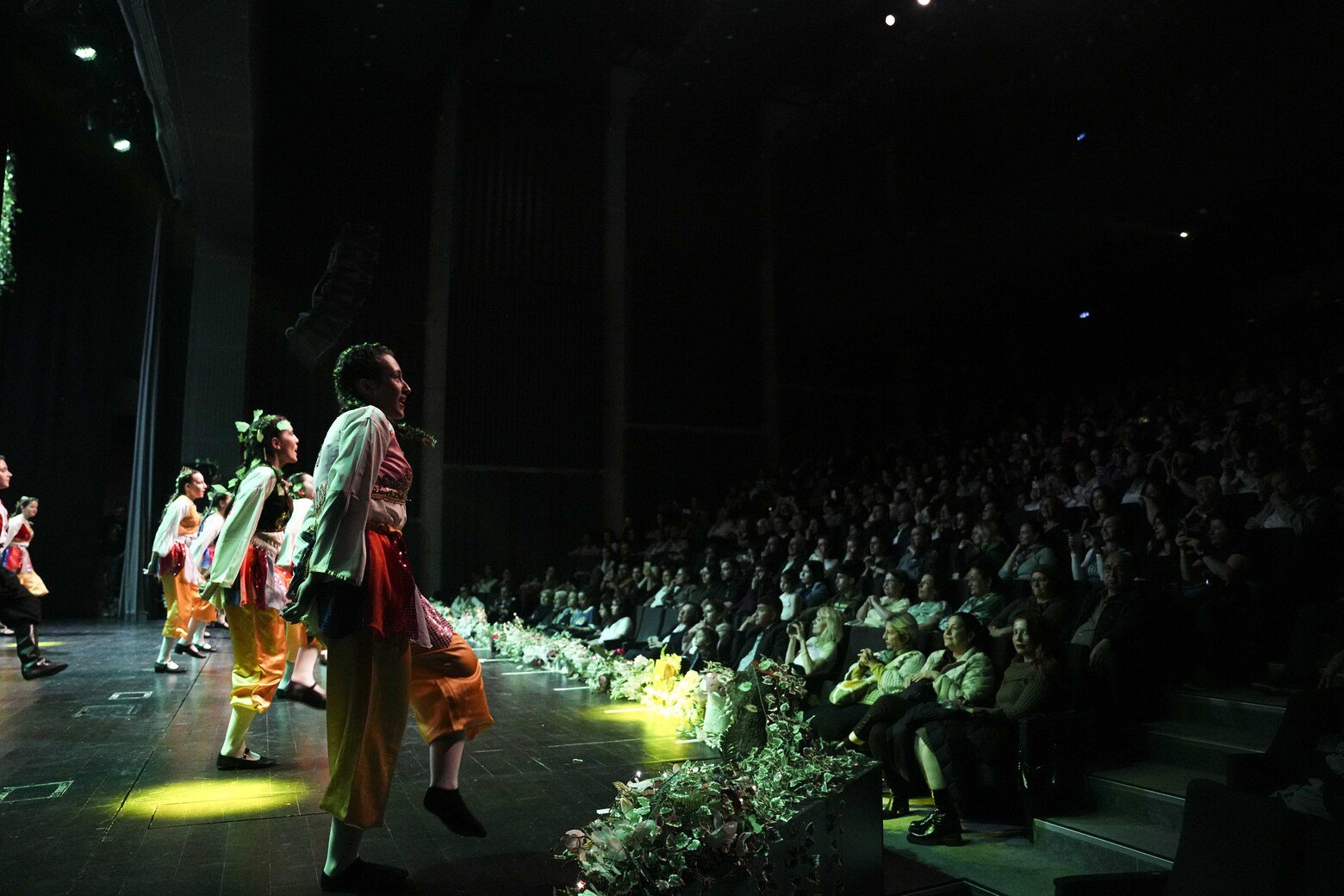 Muratpaşa Belediyesi’nin Muhafızlarından Anlamlı Dans (2)