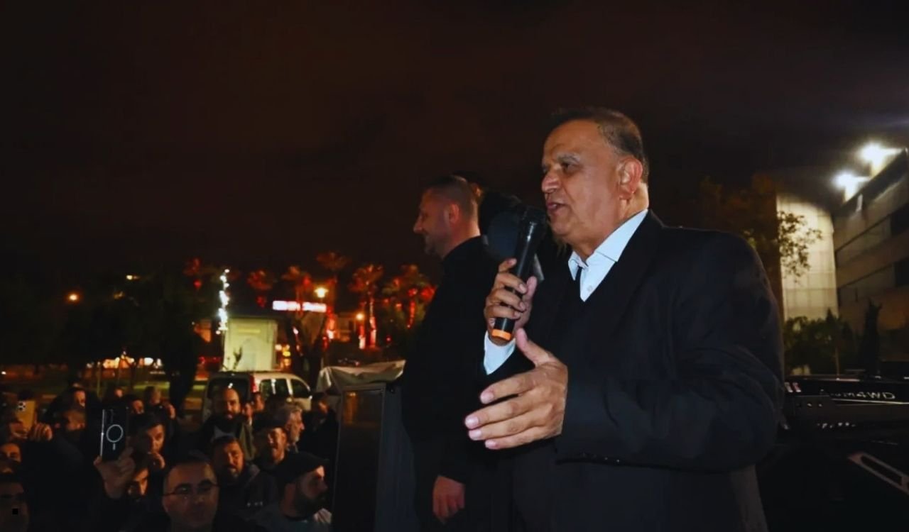 Öz’den Dere’ye sert eleştiri