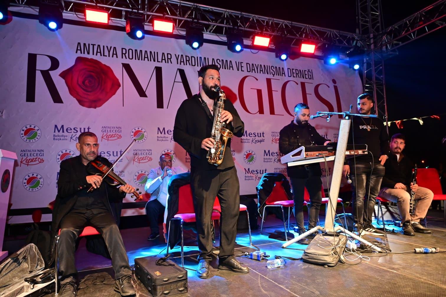 Romanlar Gecesi Antalya’yı Renklendirdi (2)-1