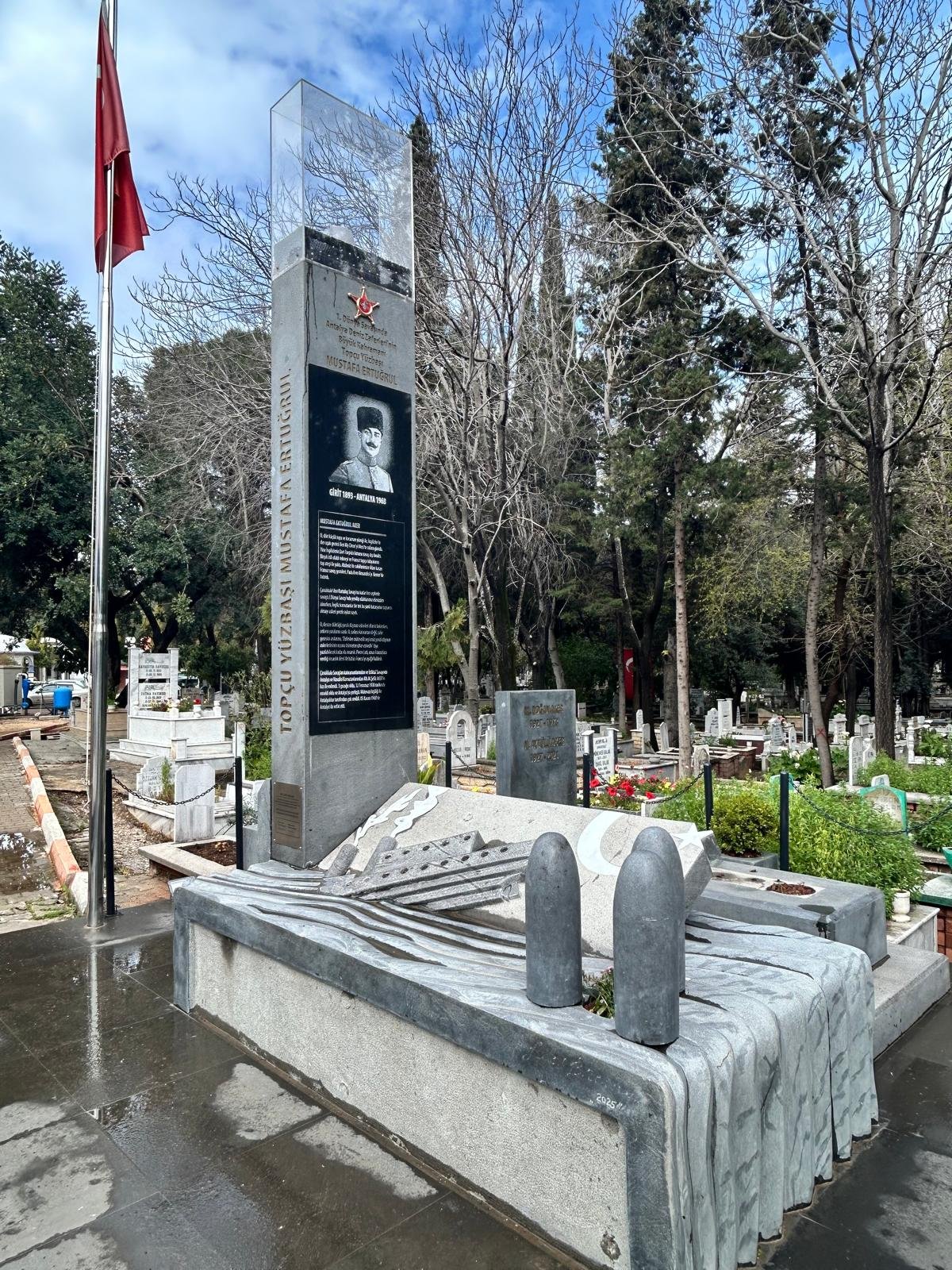 Savaş Tarihinde Ilki Başaran Antalyalı Kahramana Özel Anıt (5)