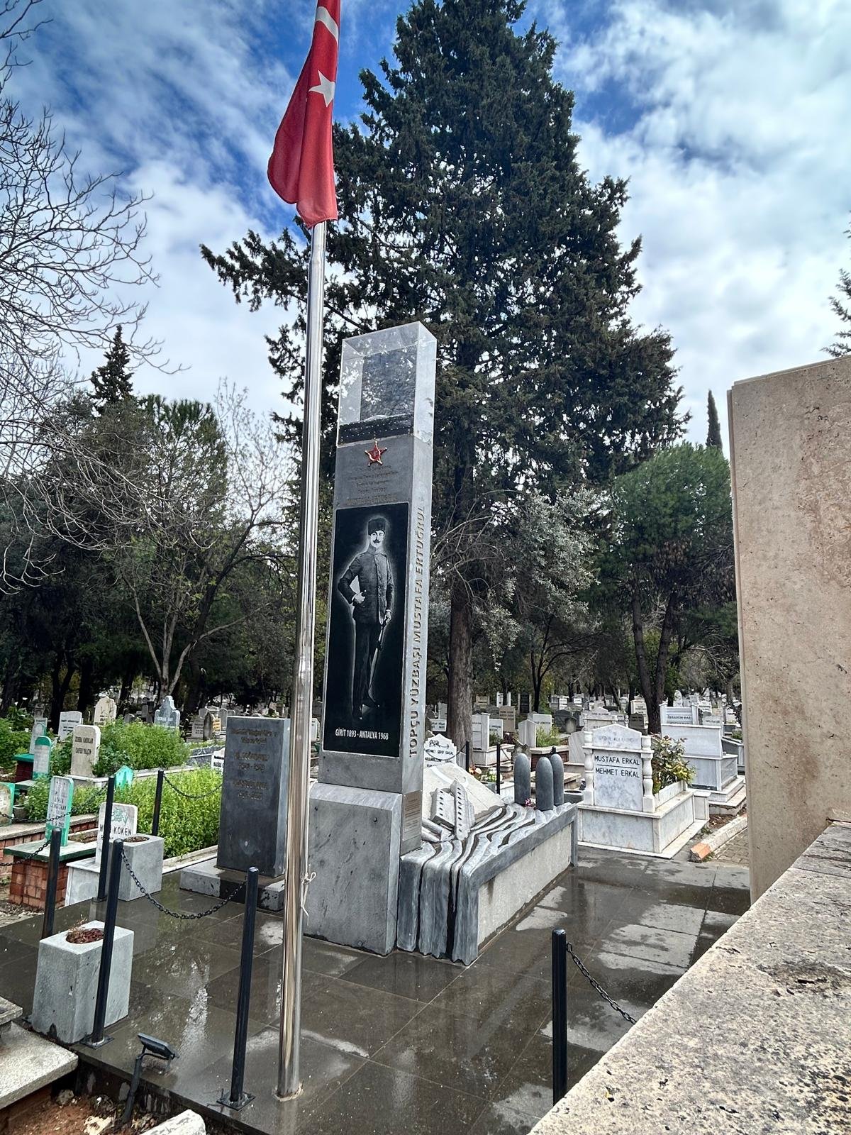 Savaş Tarihinde Ilki Başaran Antalyalı Kahramana Özel Anıt (8)