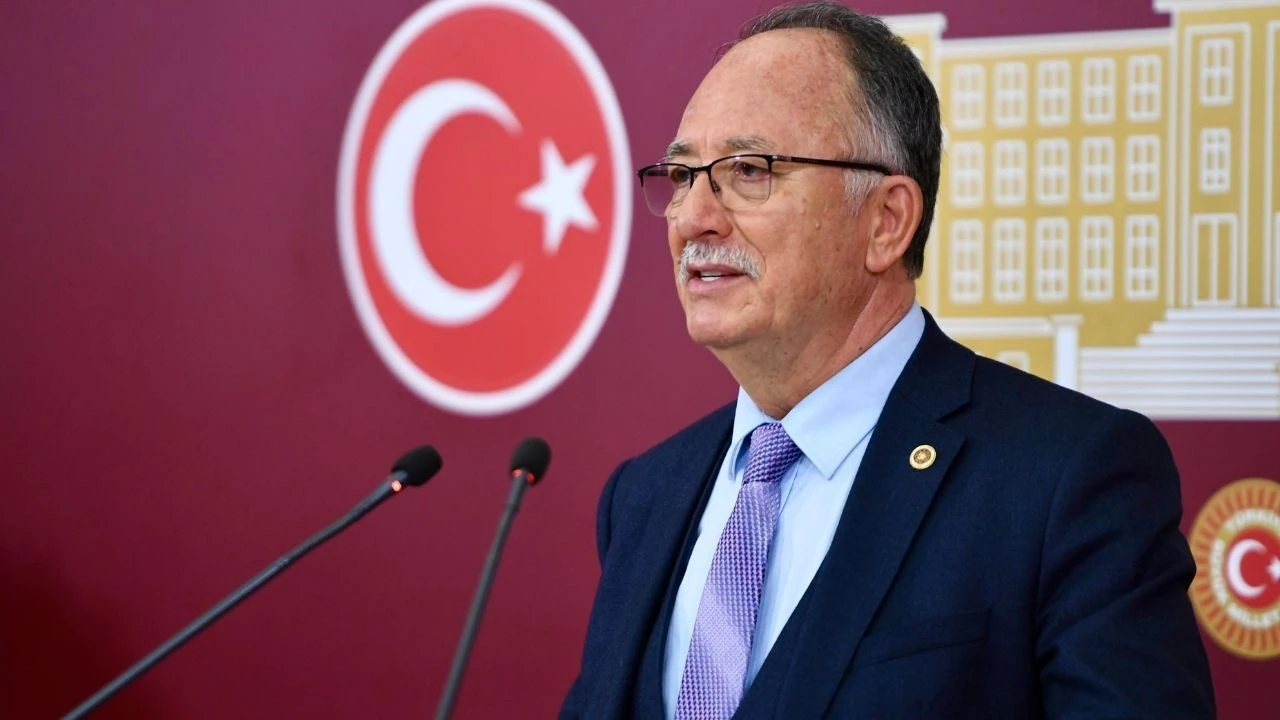 Serafettin Kilic Maden Iscileri Meclis-2