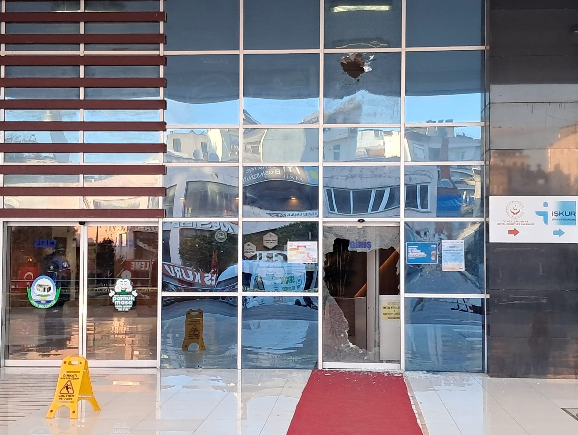 Serik Belediyesi’ne Silahlı Saldırı (5)