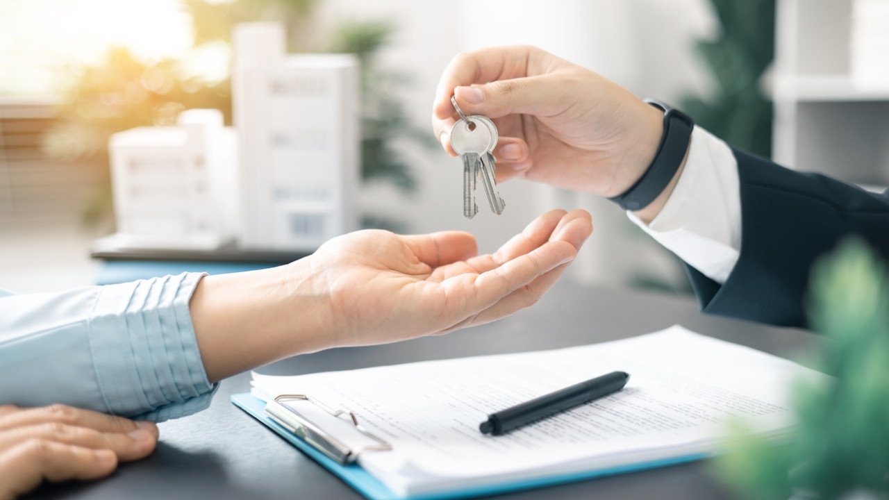 Sgk Antalyadaki Tasinmazlarini Satisa Cikardi (3)