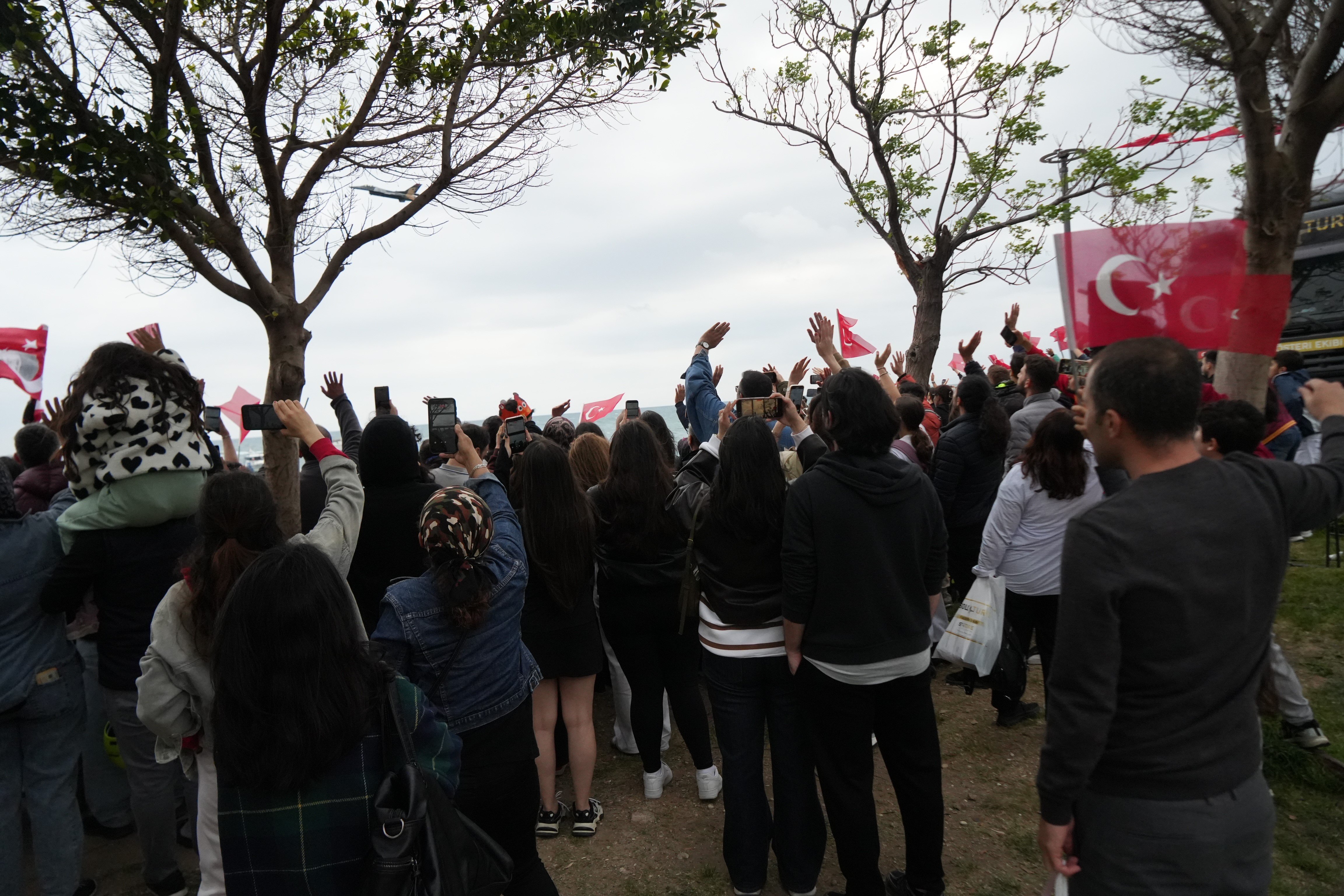 Soloturk Antalya 23 Nisan Gosterisi (4)