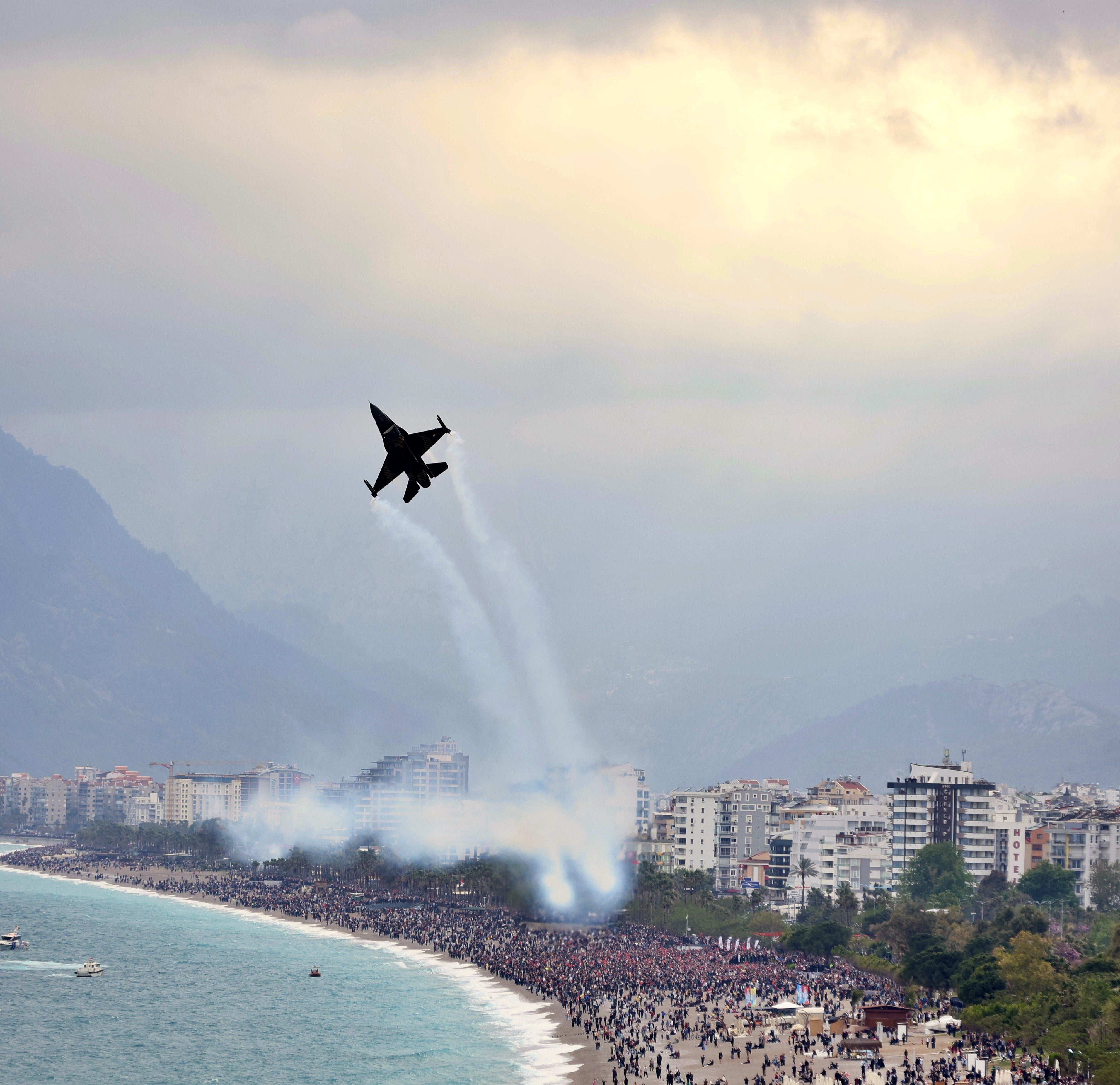 Soloturk Antalya 23 Nisan Gosterisi (5)