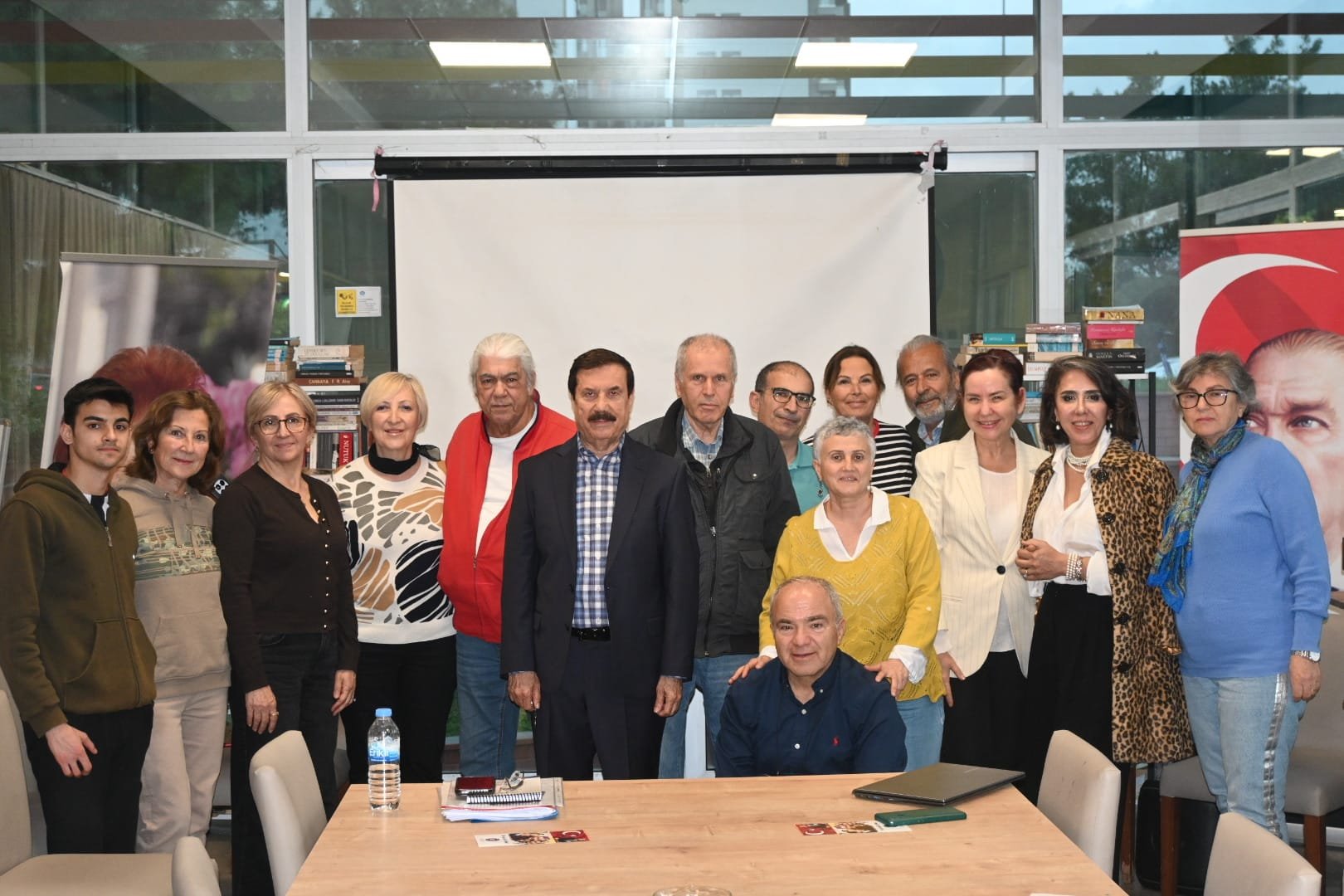 Su krizi ve küresel şirketlerin etkisi Antalya’da tartışıldı