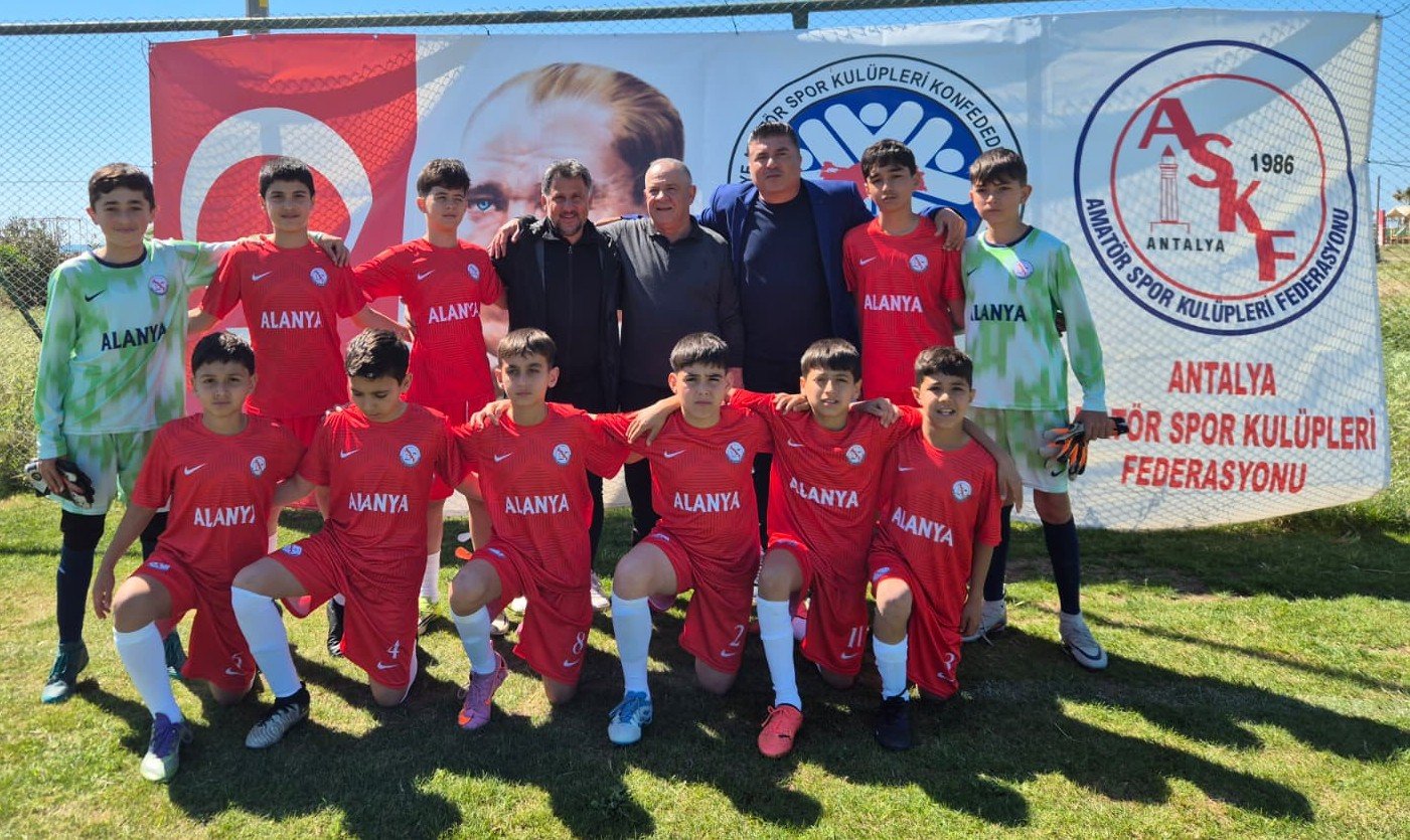 U12 Futbol Şenliği Muhteşem Bir Finalle Sona Erdi (5)