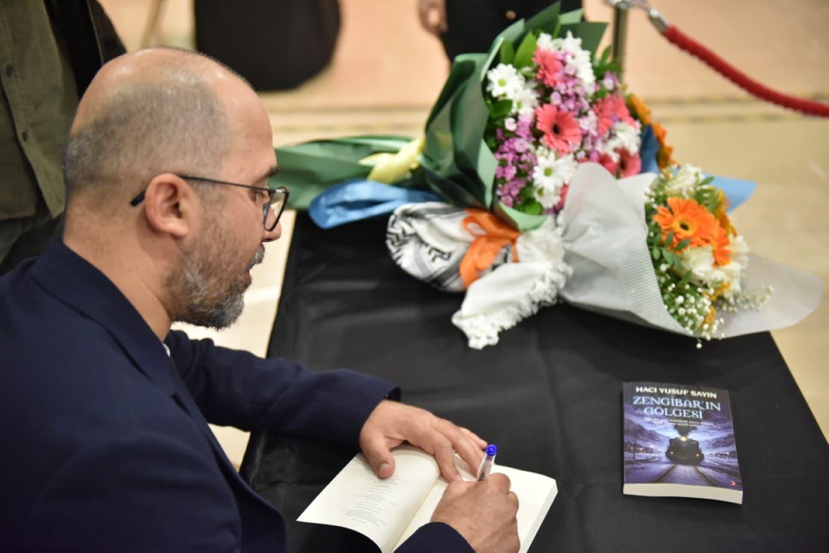 Yazar Hacı Yusuf Sayın’dan Köy Okullarına Büyük Bağış (2)