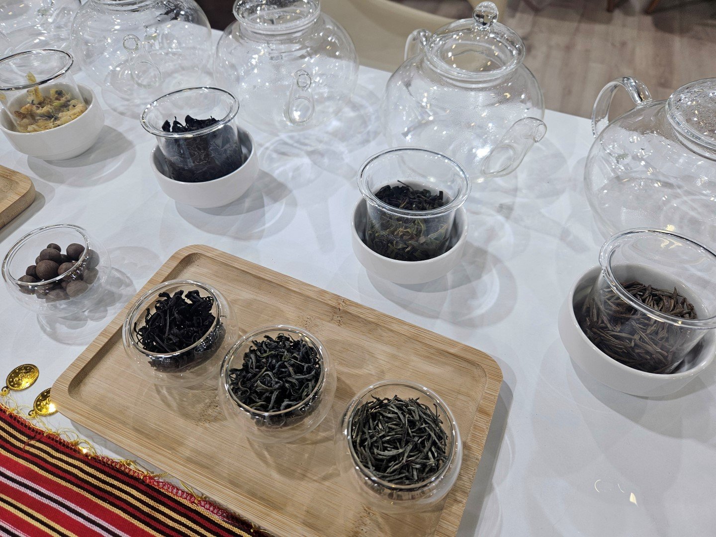 Yörex’teki Çay Dikkat Çekti! Çayın Kilosu 40 Bin Tl (6)