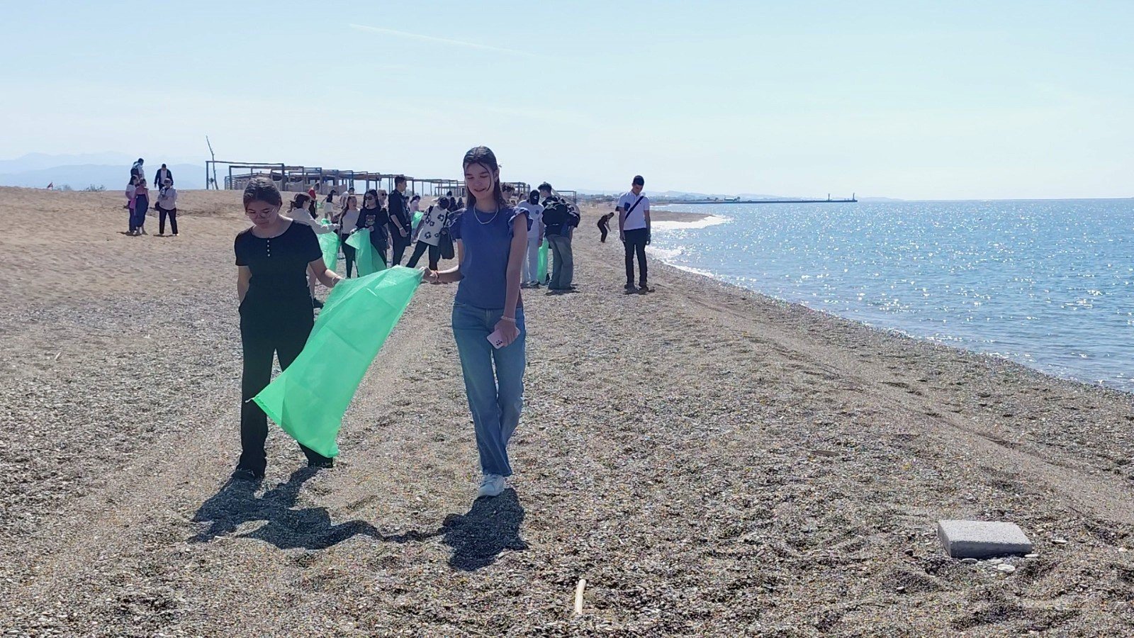 3 Ülkeden Gelen Erasmus Öğrencileri Manavgat Sahilini Temizledi (4)