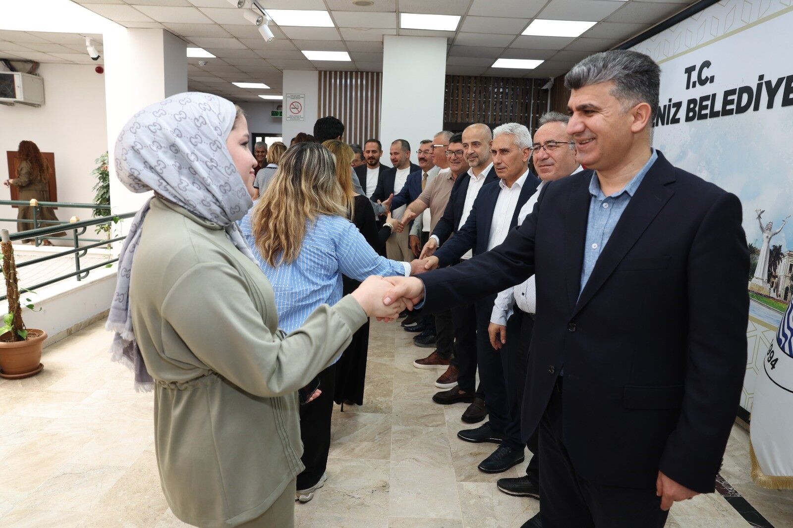 Akdeniz Belediyesi Bayram Süresince Sahada Olacak (1)